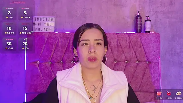 Snapshot of Mia_lopez_1 chatting on May 2026 08:31:02 AM Mia lopez 1 online show from May 2026 08:31:02 AM