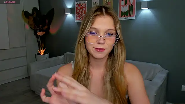 linakorvin online show from November 2025 01:29:02 PM