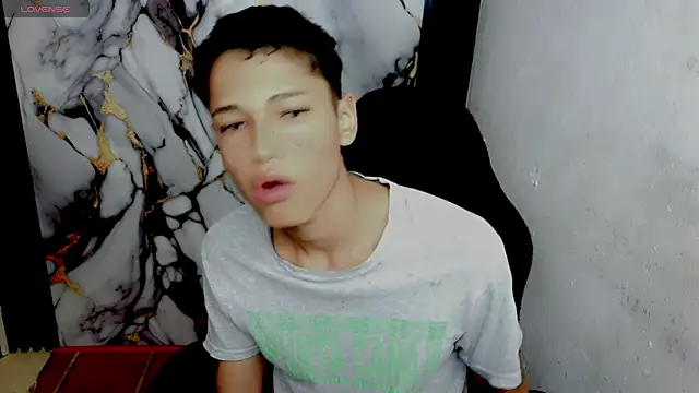 Im david02 online show from February 2026 01:18:01 PM