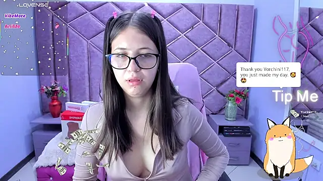 sarah sweett  online show from May 2026 02:46:02 PM