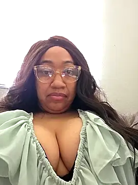 Adri-x online show from October 2025 04:08:01 PM