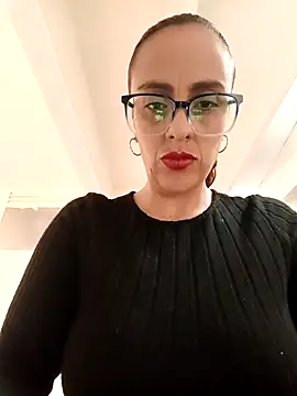 Snapshot of Jade_1-9 chatting on February 2026 05:10:02 PM Jade 1-9 online show from February 2026 05:10:02 PM
