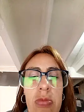 Snapshot of Jade_1-9 chatting on February 2026 08:05:02 PM Jade 1-9 online show from February 2026 08:05:02 PM