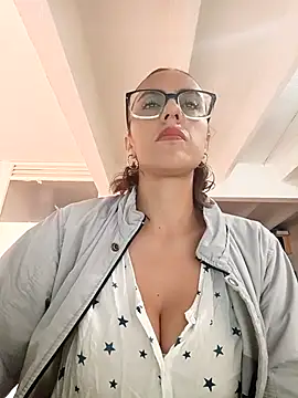 Snapshot of Jade_1-9 chatting on February 2026 02:59:02 PM Jade 1-9 online show from February 2026 02:59:02 PM