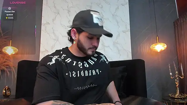 ElianKeiser online show from November 2025 01:10:01 PM