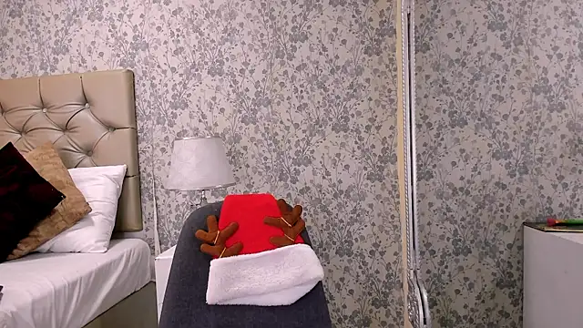 Clohe Bell online show from January 2026 01:24:02 PM