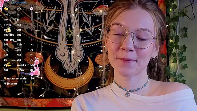 Snapshot of lyra_thenymph chatting on November 2025 12:16:02 AM lyra thenymph online show from November 2025 12:16:02 AM