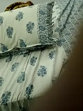 zoya your online show from November 2025 01:39:01 AM