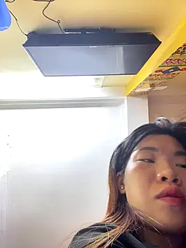 Snapshot of Noen_22 chatting on October 2025 10:01:01 PM Noen 22 online show from October 2025 10:01:01 PM