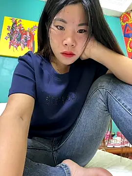 Snapshot of Noen_22 chatting on October 2025 04:35:02 AM Noen 22 online show from October 2025 04:35:02 AM