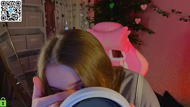 L1na Reeds online show from February 2026 01:09:02 AM