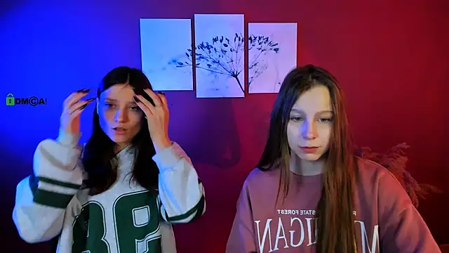 Snapshot of esme_moore_ chatting on October 2025 08:28:01 AM esme moore  online show from October 2025 08:28:01 AM