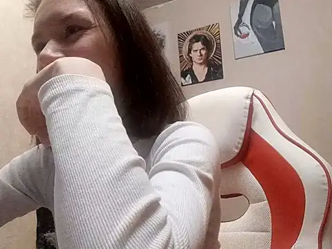 LidaGreist online show from October 2025 03:00:02 PM