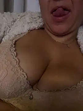 Daiana Andra online show from November 2025 03:49:02 AM