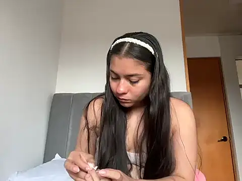 Snapshot of camilita1820 chatting on October 2025 08:31:01 PM camilita1820 online show from October 2025 08:31:01 PM
