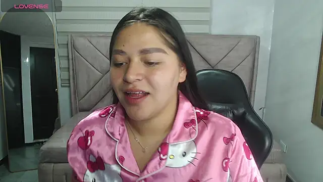 Snapshot of Dayan_v_ chatting on February 2026 01:12:02 PM Dayan v online show from February 2026 01:12:02 PM