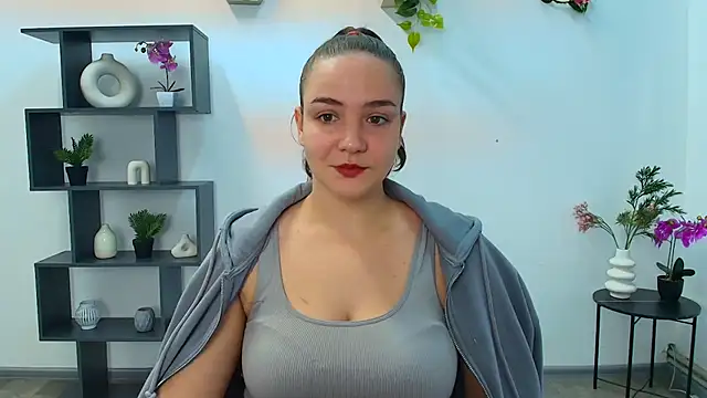 Snapshot of OliviaMontgommery chatting on October 2025 05:16:02 AM OliviaMontgommery online show from October 2025 05:16:02 AM