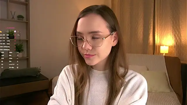 SweetSaraPie online show from April 2026 06:12:02 PM