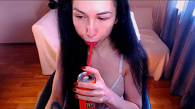 Snapshot of Fairy_elya_hot chatting on June 2026 11:32:02 AM Fairy elya hot online show from June 2026 11:32:02 AM