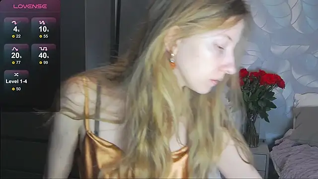 Snapshot of yuki_bloom chatting on October 2025 07:20:01 AM yuki bloom online show from October 2025 07:20:01 AM