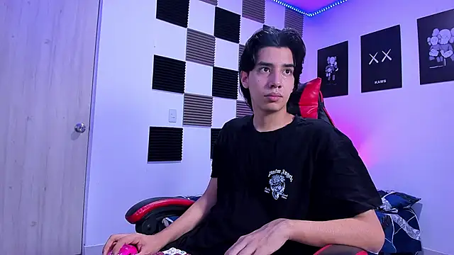 Snapshot of jeycobb chatting on February 2026 11:43:02 AM jeycobb online show from February 2026 11:43:02 AM