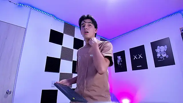 jeycobb online show from March 2026 01:20:01 AM