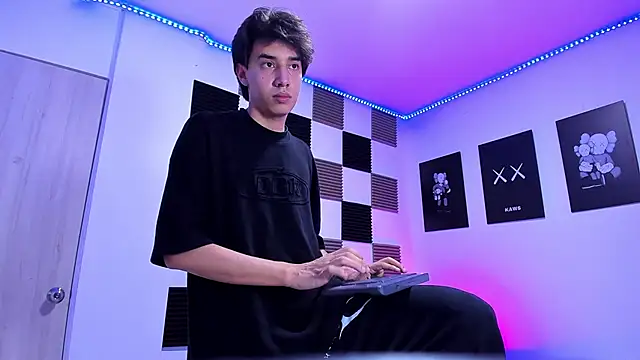 jeycobb online show from March 2026 03:41:02 AM