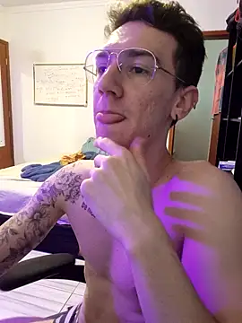 Snapshot of SweetGoodBoy22 chatting on October 2025 07:45:02 PM SweetGoodBoy22 online show from October 2025 07:45:02 PM