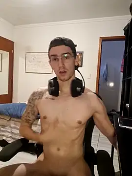 Snapshot of SweetGoodBoy22 chatting on November 2025 07:56:02 PM SweetGoodBoy22 online show from November 2025 07:56:02 PM