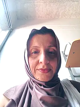 Aafsha  online show from March 2026 03:42:01 PM