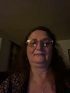 Snapshot of HurtfulExplorer67 chatting on May 2026 03:36:02 AM HurtfulExplorer67 online show from May 2026 03:36:02 AM