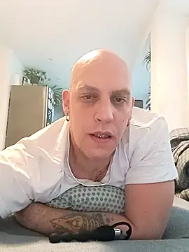 Kobradera1984 online show from December 2025 08:52:01 AM