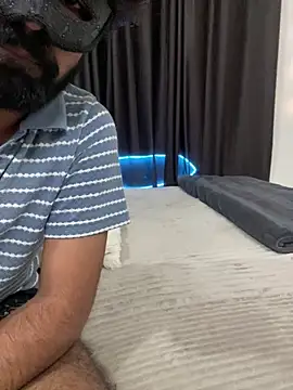 vickyandtania online show from February 2026 04:36:02 PM