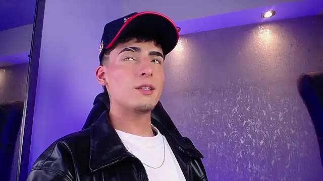 MateoMitchell online show from March 2026 04:19:01 AM