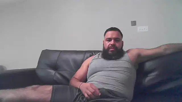 Snapshot of BigJohnBear39 chatting on October 2025 05:38:01 AM BigJohnBear39 online show from October 2025 05:38:01 AM