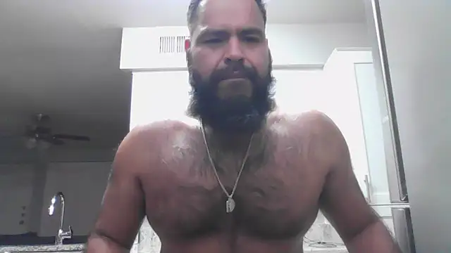 Snapshot of BigJohnBear39 chatting on October 2025 05:17:01 AM BigJohnBear39 online show from October 2025 05:17:01 AM