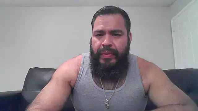 Snapshot of BigJohnBear39 chatting on November 2025 05:06:01 AM BigJohnBear39 online show from November 2025 05:06:01 AM