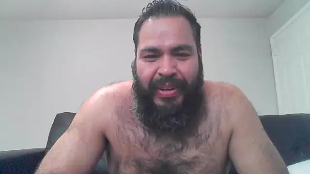 Snapshot of BigJohnBear39 chatting on November 2025 07:41:01 AM BigJohnBear39 online show from November 2025 07:41:01 AM