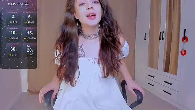 AmeliHallss online show from February 2026 01:29:01 PM