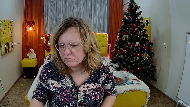 VestaWoody online show from January 2026 01:02:01 PM