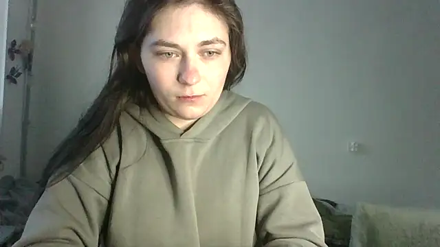 Snapshot of Twolatte1520 chatting on February 2026 12:37:02 PM Twolatte1520 online show from February 2026 12:37:02 PM