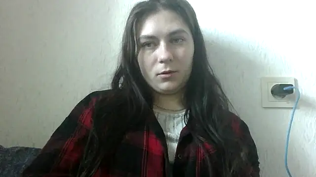 Snapshot of Twolatte1520 chatting on February 2026 07:42:02 AM Twolatte1520 online show from February 2026 07:42:02 AM