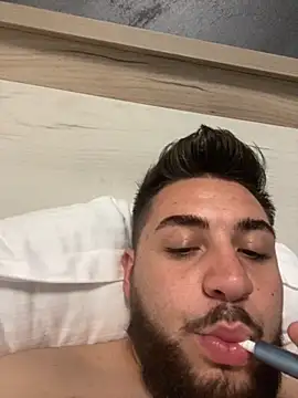 MilanYaman online show from October 2025 08:20:02 PM