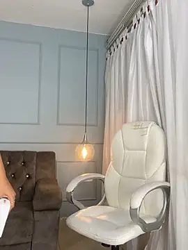 Rose monroee online show from February 2026 06:12:02 PM