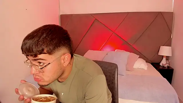 thiago occonor online show from October 2025 04:29:02 PM