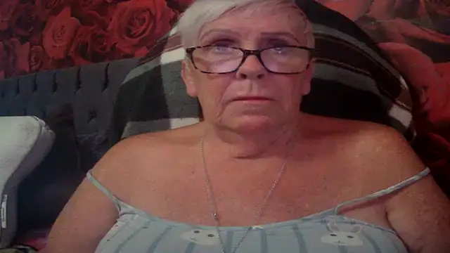 Snapshot of Playful_MILF_Demi chatting on May 2026 06:49:01 PM Playful MILF Demi online show from May 2026 06:49:01 PM