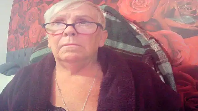 Snapshot of Playful_MILF_Demi chatting on June 2026 08:48:01 AM Playful MILF Demi online show from June 2026 08:48:01 AM