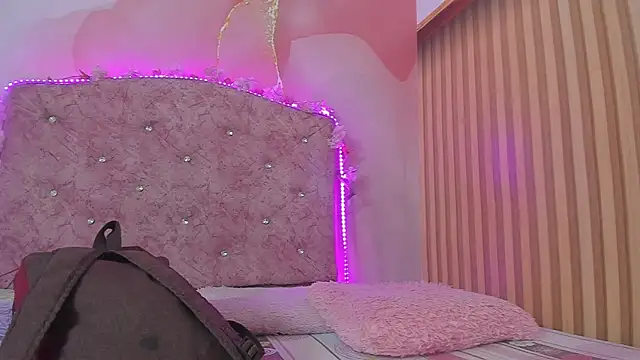 Malory  Jones online show from January 2026 06:43:02 PM