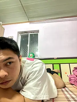 Snapshot of Zynzel chatting on November 2025 10:38:02 AM Zynzel online show from November 2025 10:38:02 AM