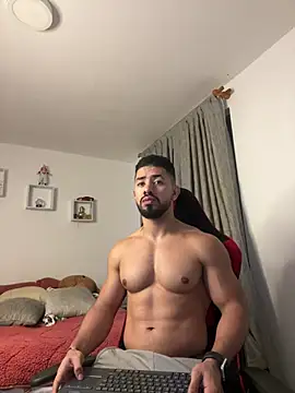 Ezzio Scolaro online show from February 2026 02:40:01 AM